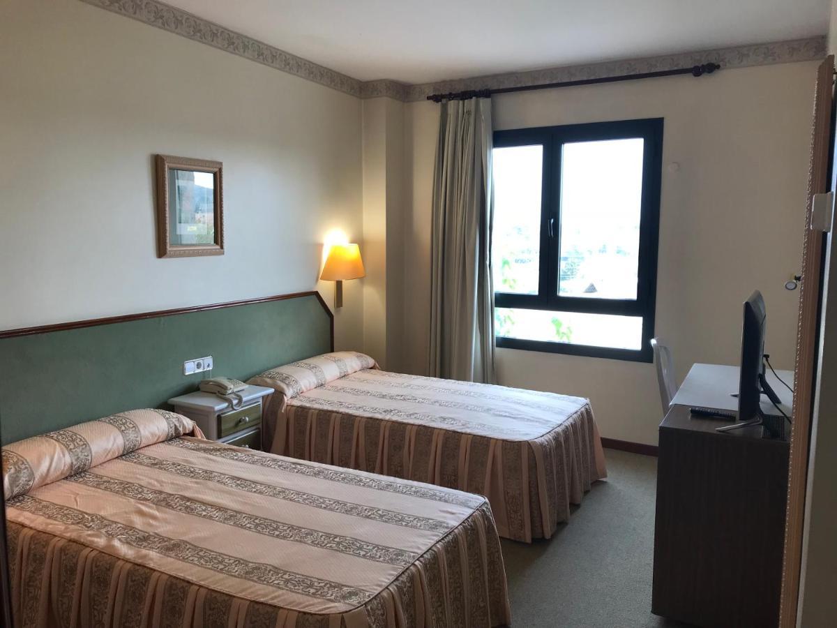 קספה Hotel Magallon מראה חיצוני תמונה