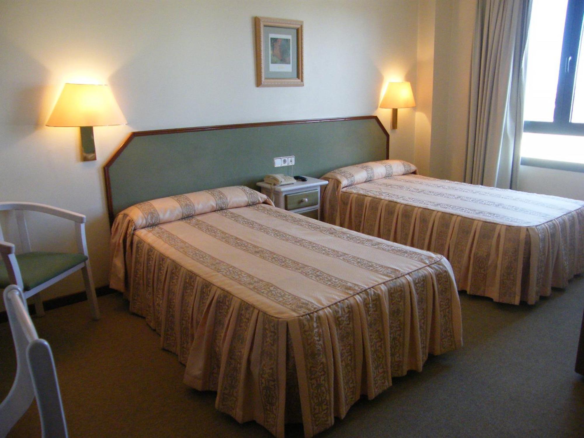 קספה Hotel Magallon מראה חיצוני תמונה